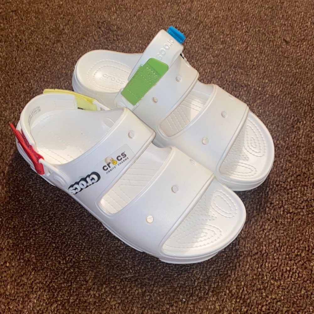 woman’s crocs
